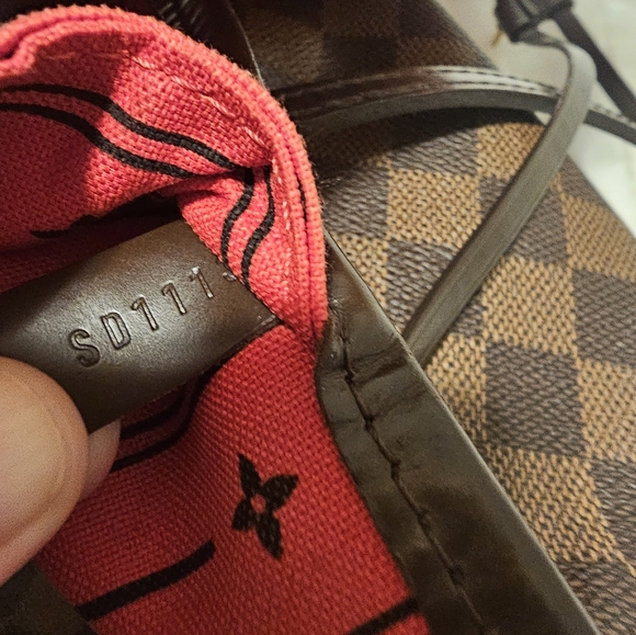 LV nf MM - Picture 8 of 16